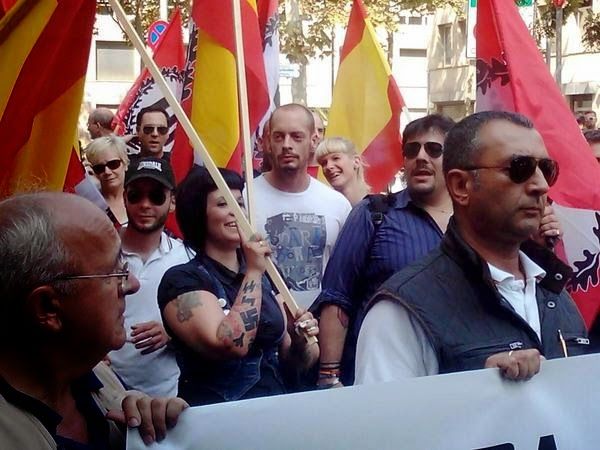 los manifestantes del Raval Alianza Nacional Falange nazis Diada 11 sep 2014