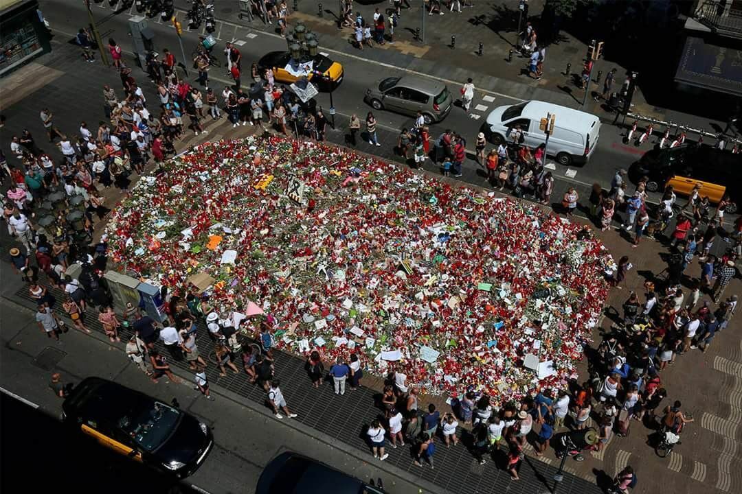 Homenaje a las víctimas del atentado Barcelona