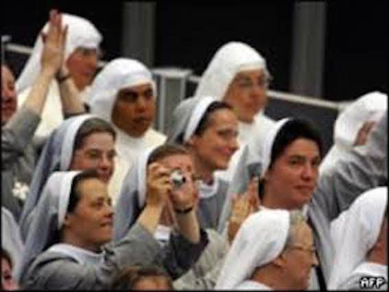 foto monjas en el Vaticano