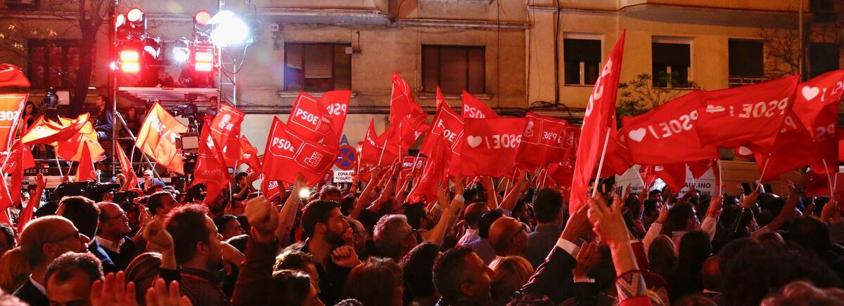 PSOE Ferraz Celebración Votante