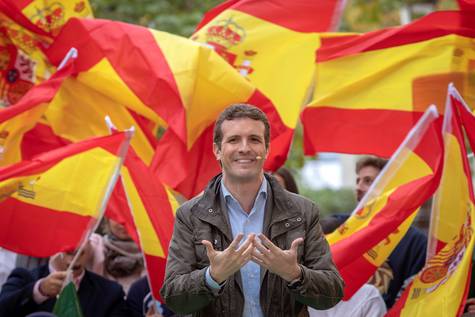 FOTO PP casado-banderas1