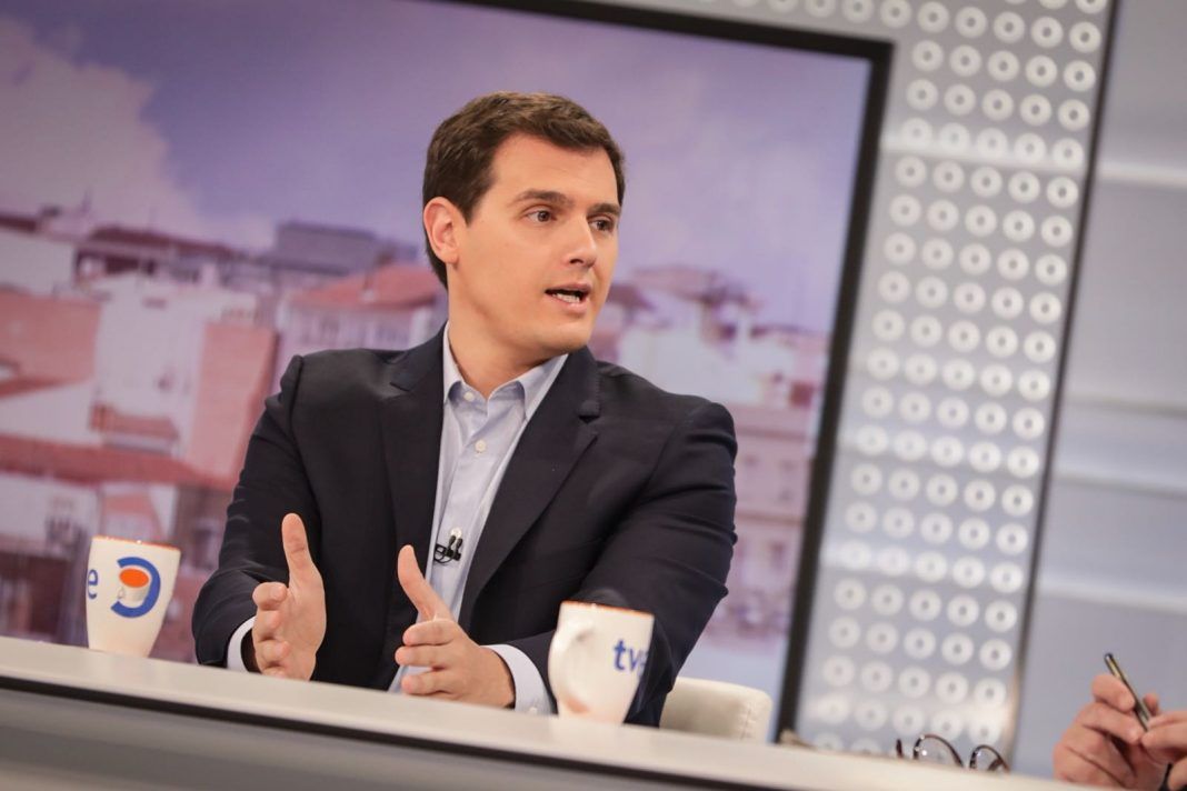 Albert-Rivera-en-Los-Desayunos-de-TVE-1068x712