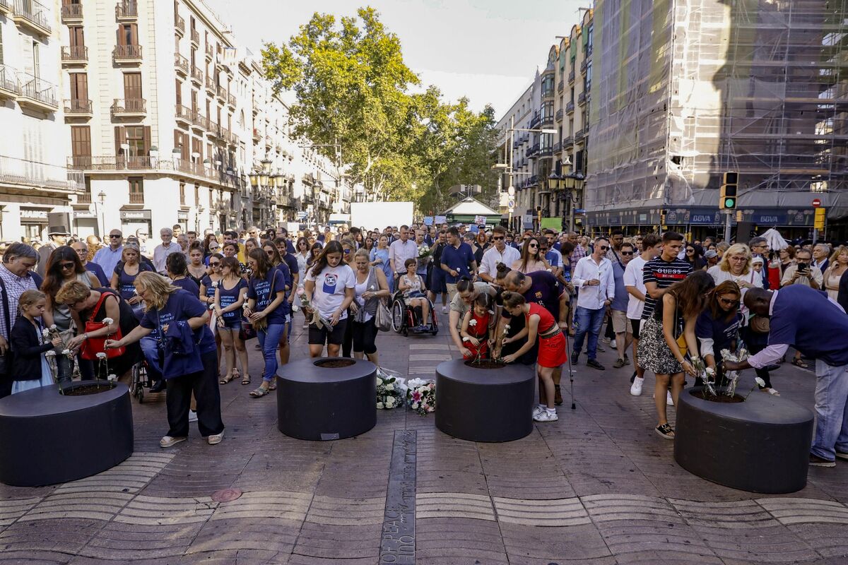 Homenaje atentados Barcelona 2019