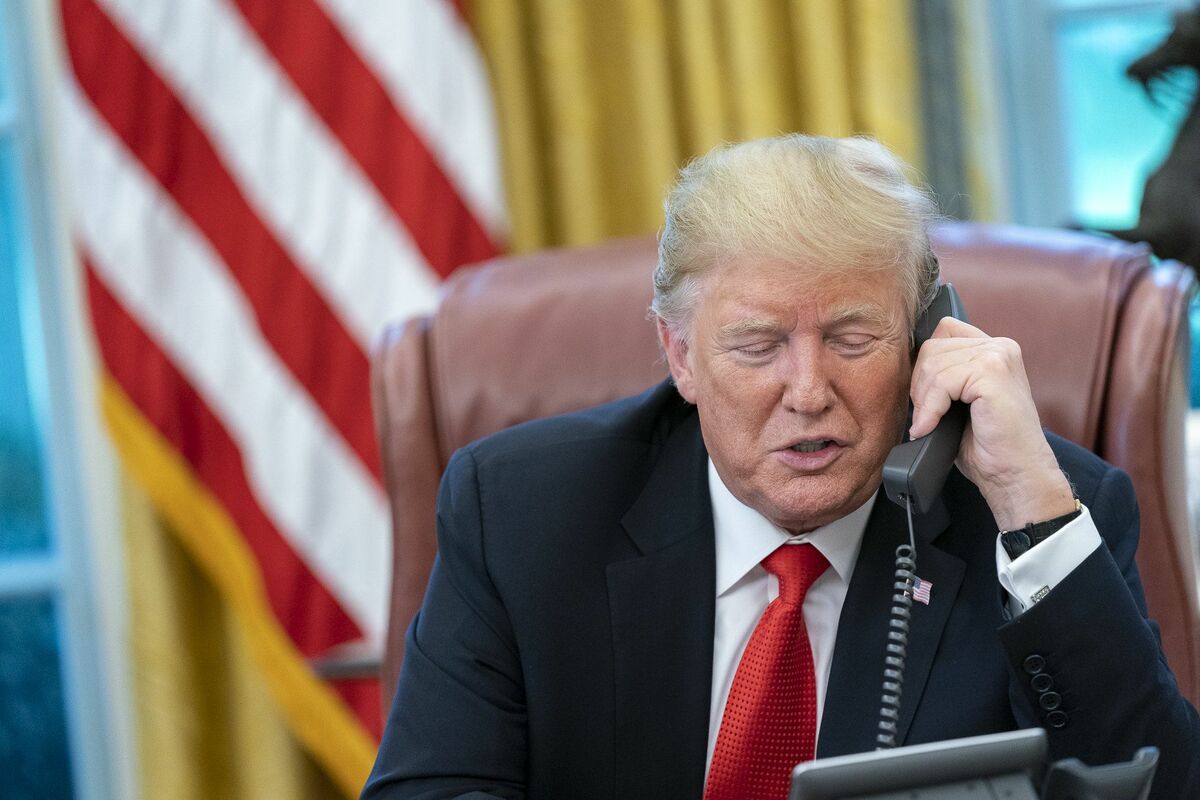 Trump telefono