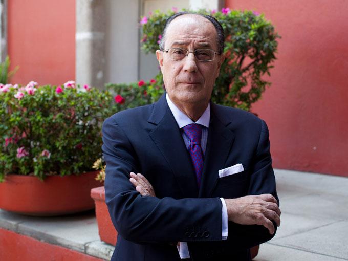 ruiz-sacristan.jpg ruiz-sacristan.jpg