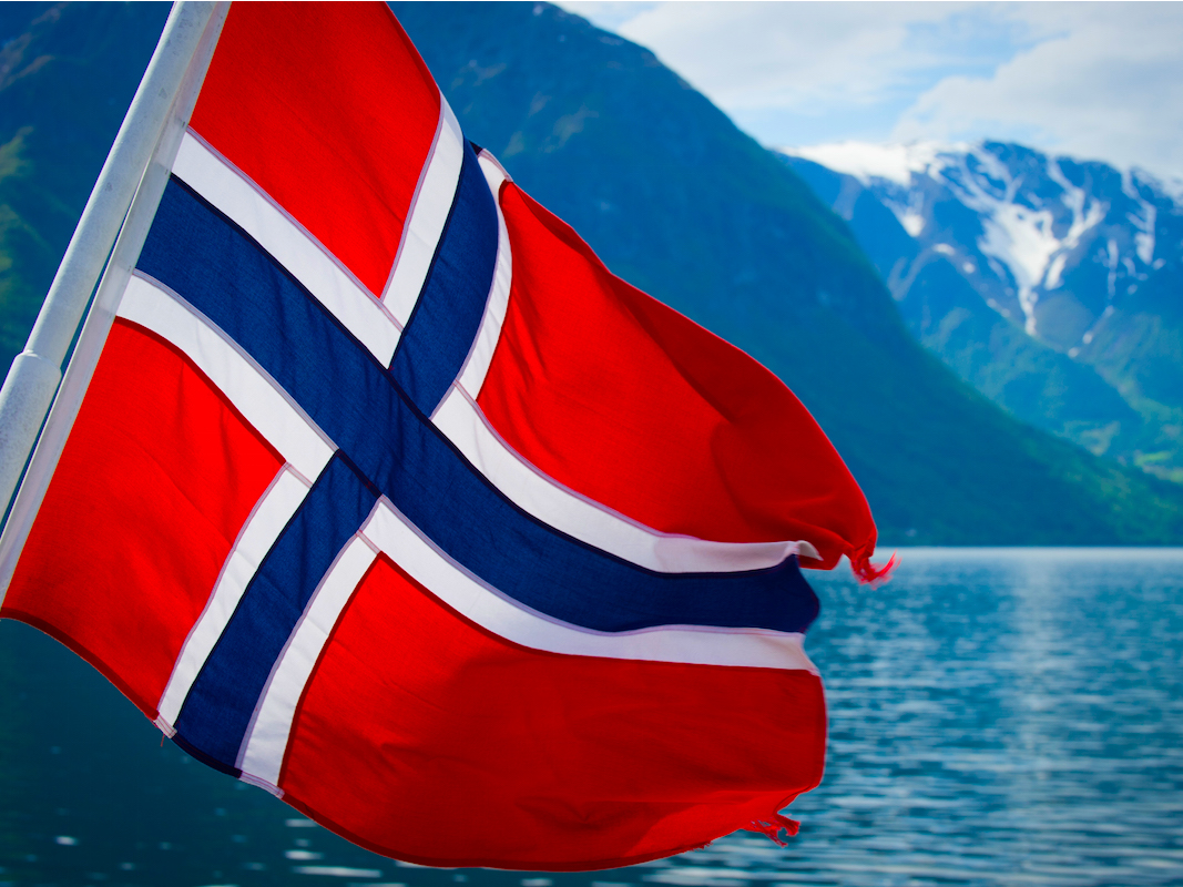 Noruega vota en unas elecciones marcadas por la incertidumbre y debate fiscal