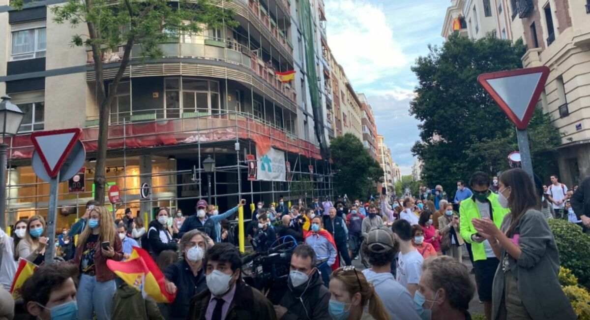 Imagen de una manifestación de cayetanos contra el confinamiento.