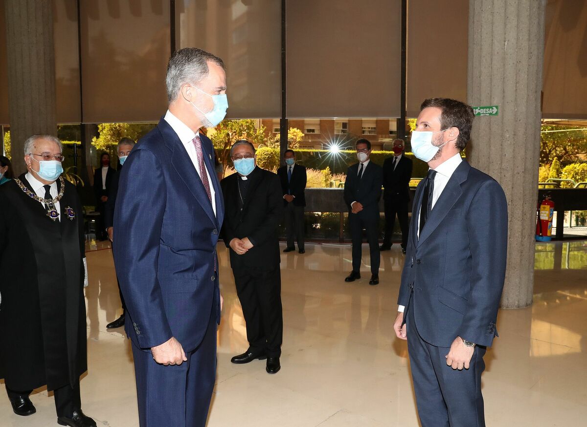 Casado y Felipe VI