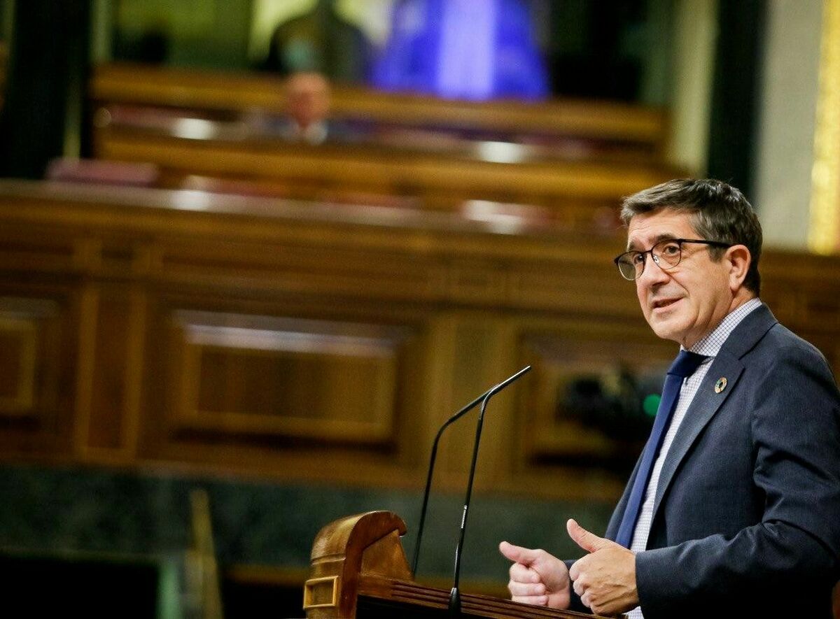PATXI LÓPEZ