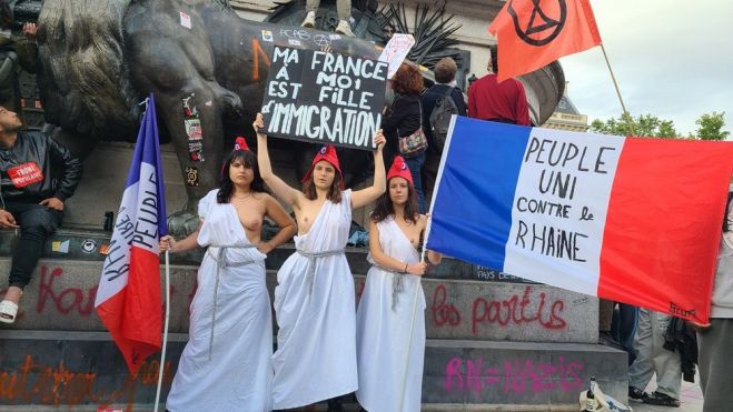 Protesta contra la ultraderecha. Nuevo Frente Popular. Plaza de la Republica. Foto Carlos de Uraba