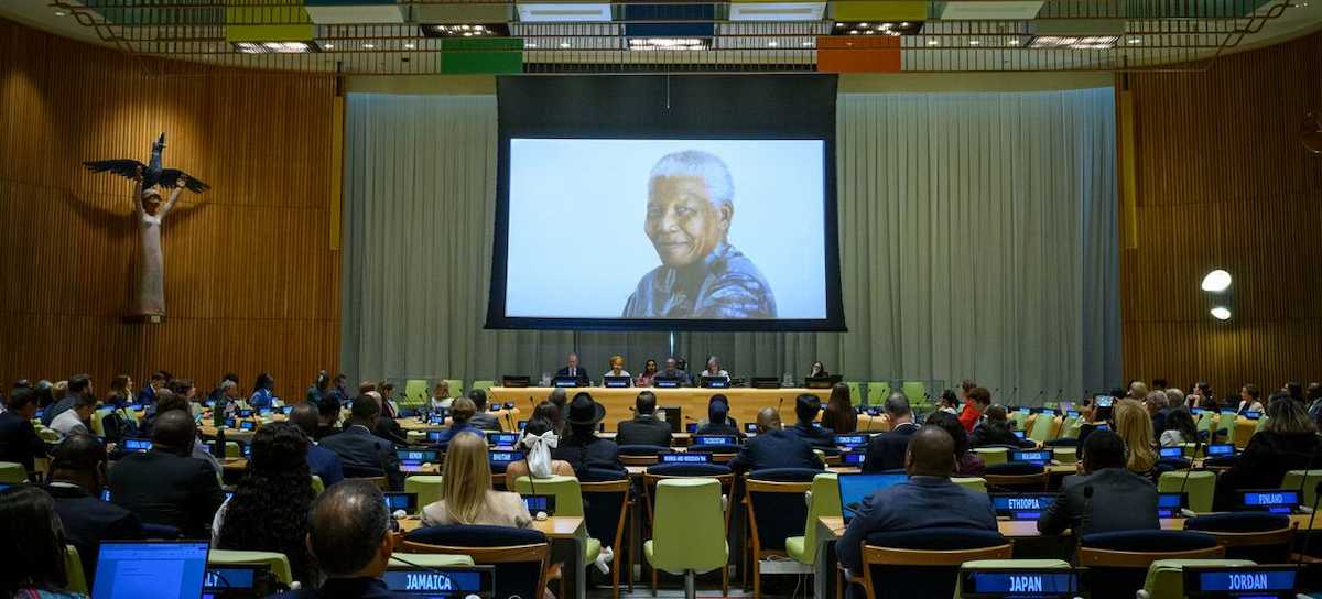 Nelson Mandela. es recordado cada 18 de julio por la Asamblea General de la ONU. | Foto: ONU/Loey Felipe