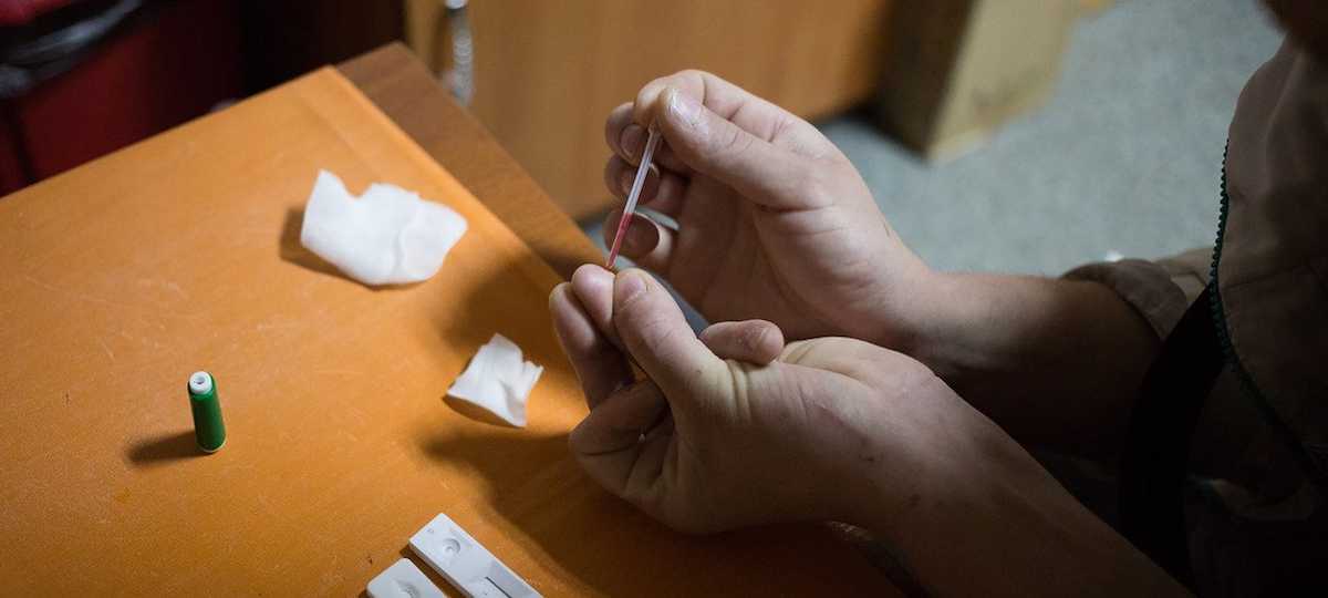 Según el informe los test del VIH  siguen siendo un importante paso para combatir el virus. | Foto: Alianza de Salud Pública / Ucrania