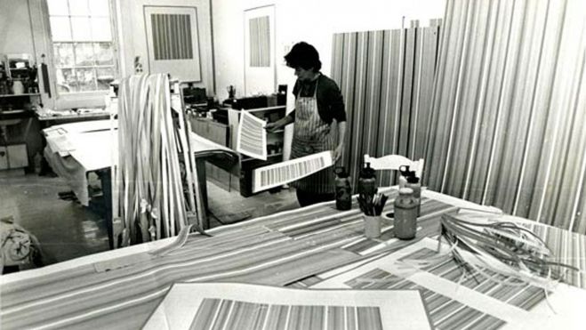 Bridget Riley en su estudio