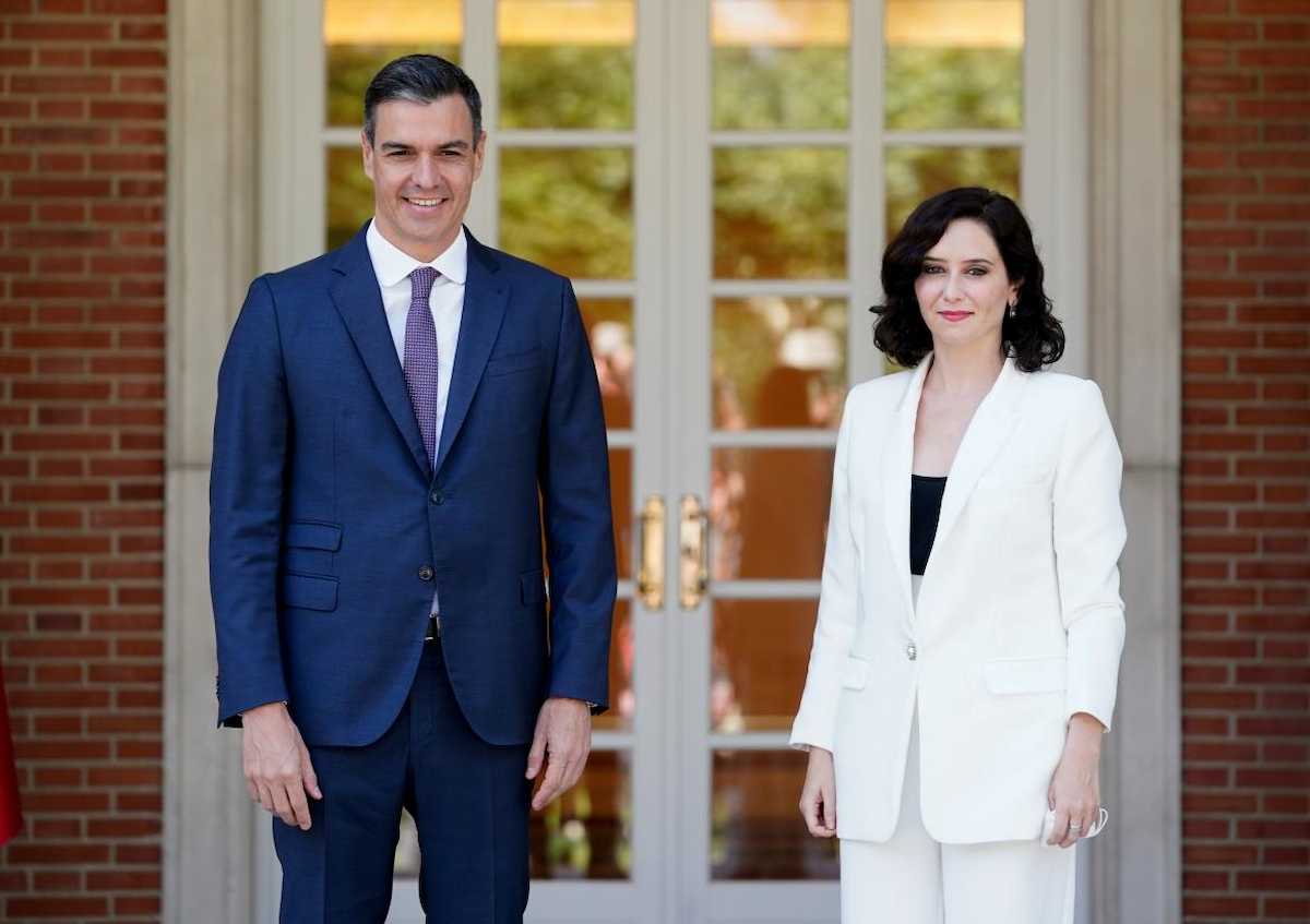 Ayuso y Sánchez durante un encuentro. | Foto: Comunidad de Madrid