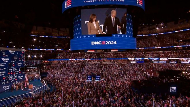 Kamala Harris toma el testigo de Joa Biden en la Convención Democrata en Chicago