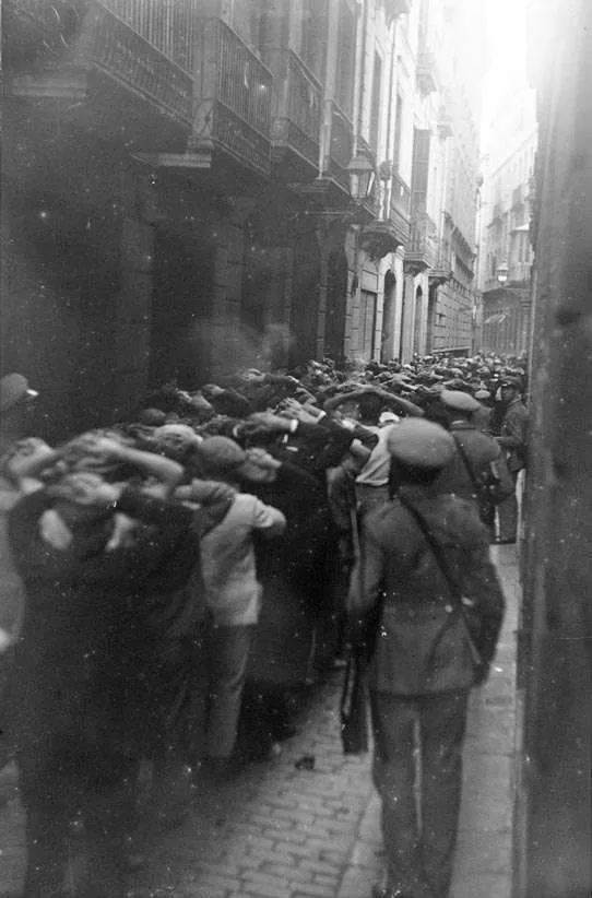 Detenidos por la huelga de alquileres en Barcelona septiembre de 1931