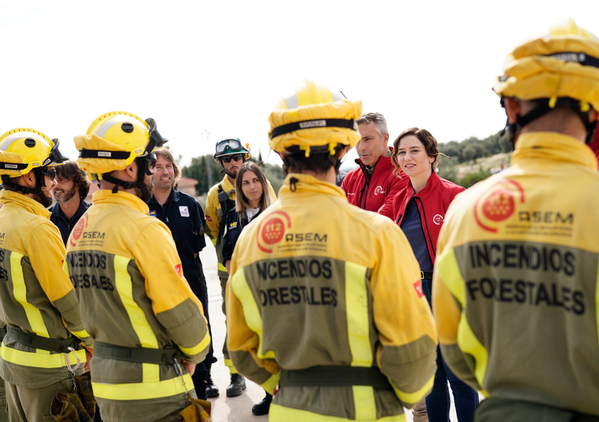 Ayuso impide que los forestales de Madrid presten ayuda en plena catástrofe por la DANA