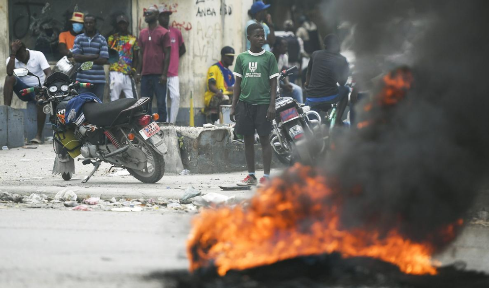 La violencia pandillera y la persecución al vudú reflejan la crisis de Haití, un país sin Estado