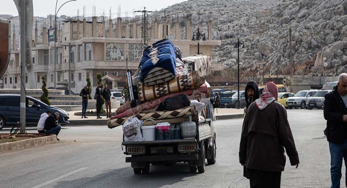 Las familias regresan a Siria desde Turquía por el cruce de Bab al-Hawa. | Foto: ACNUR/Hameed Maarouf