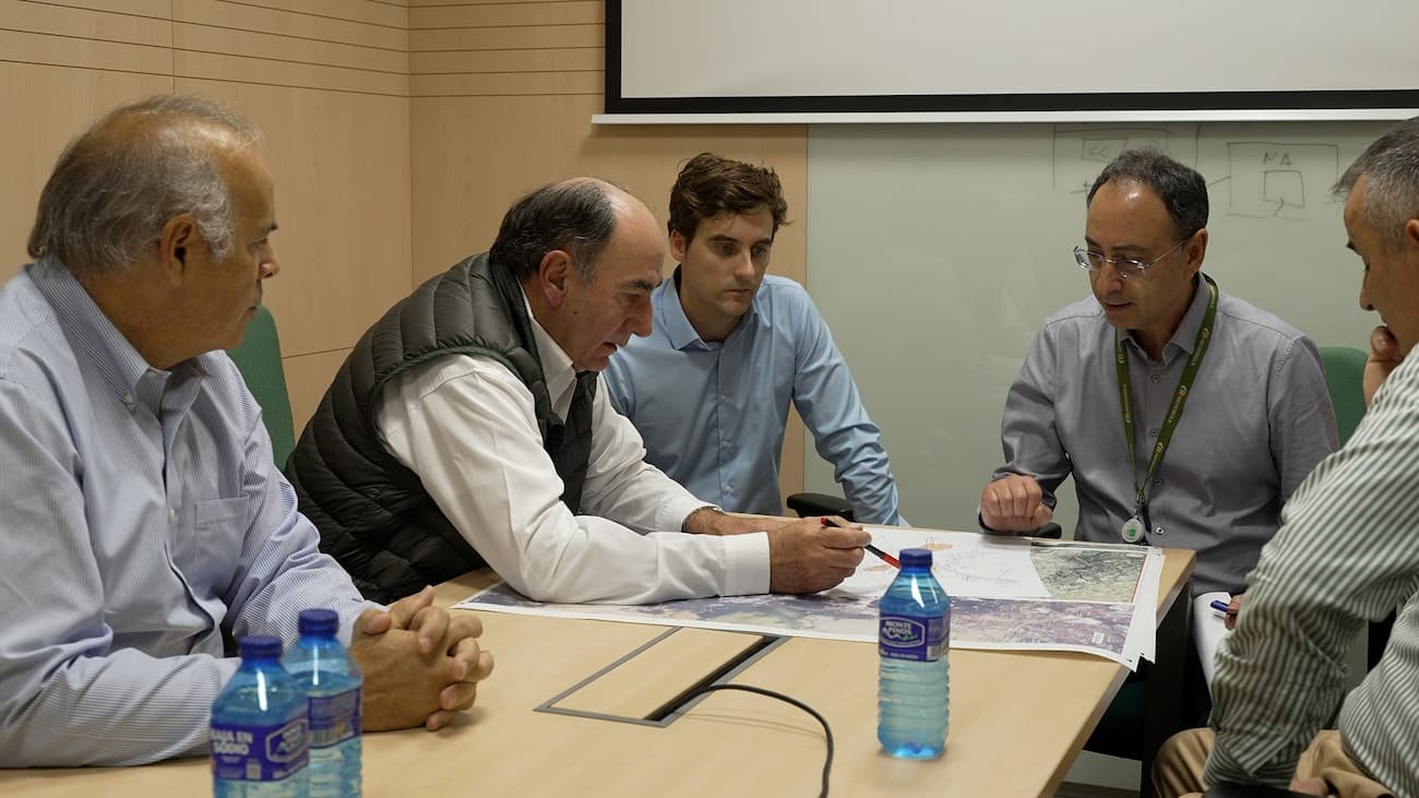 Ignacio Galán y Mario Ruiz Tagle visitan Valencia tras dana