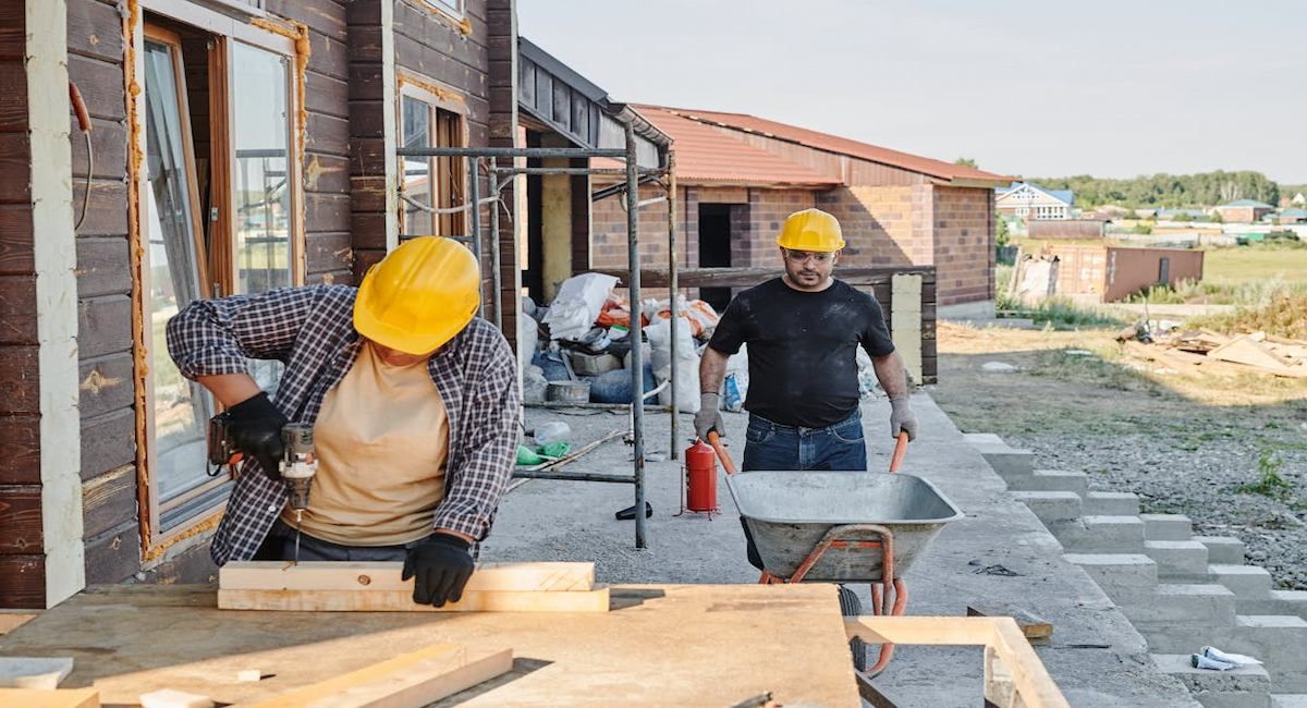 La construcción considera necesario flexibilizar el régimen de horas extraordinarias. | Foto: Pexels