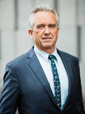 El Senado de EEUU confirma a Robert F. Kennedy Jr. como responsable de Salud del Gobierno