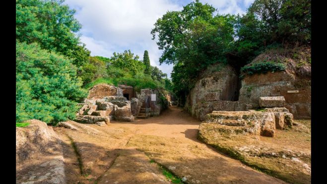 Las necrópolis de Tarquinia y Cerveteri