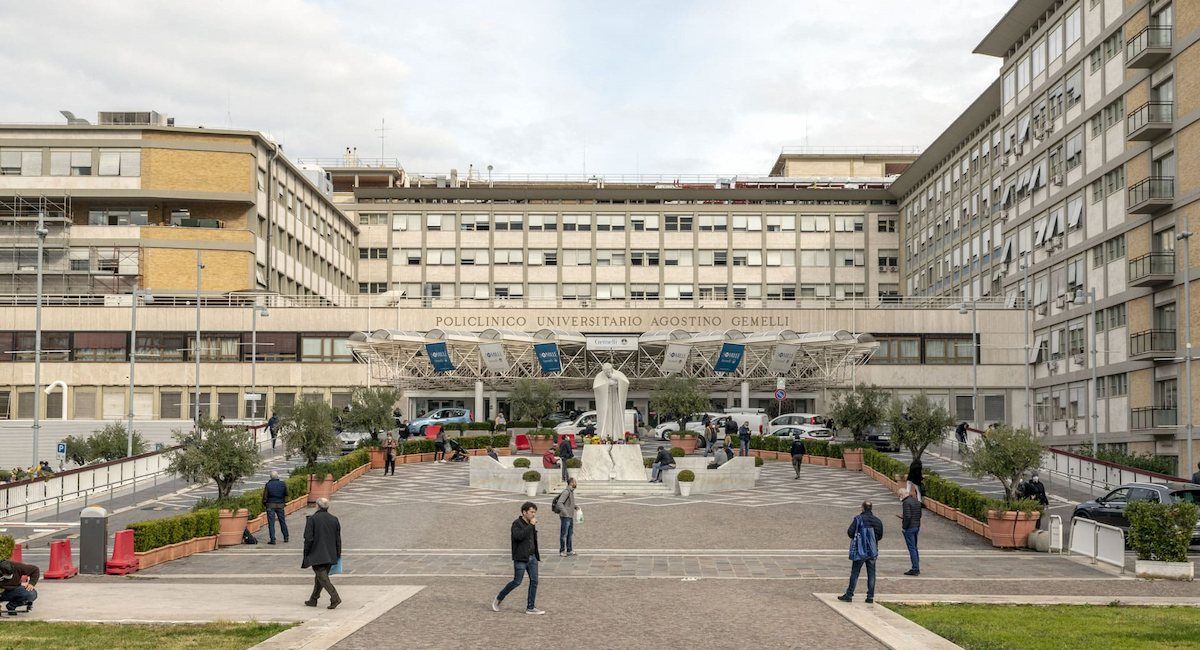 Policlínico Universitario Agostino Gemelli en Roma, donde se encuentra ingresado el Papa Francisco. | Foto: Policlínico Universitario Agostino Gemelli