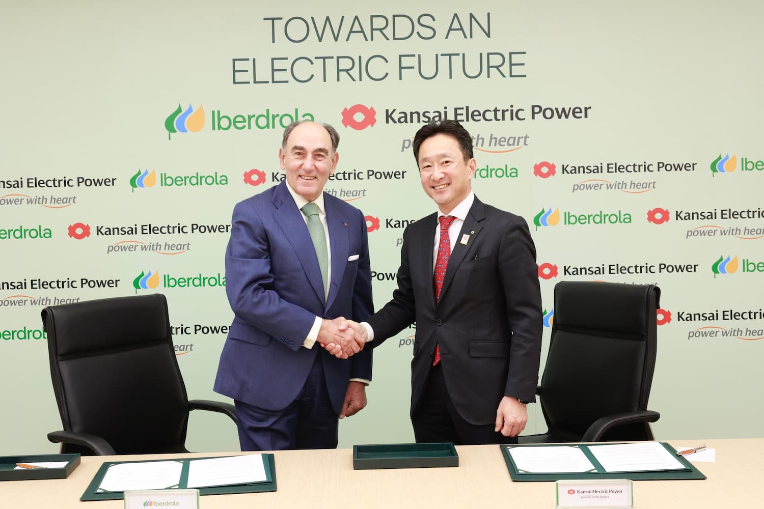 Foto Acuerdo Iberdrola Kansai