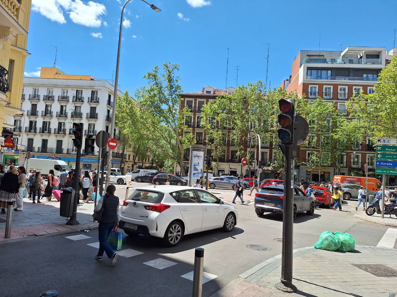 Calle Princesa de Madrid durante el gran apagón. Foto: Agustín Millán