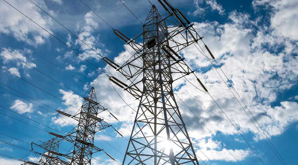 Postes de alta tensión de la red eléctrica española.