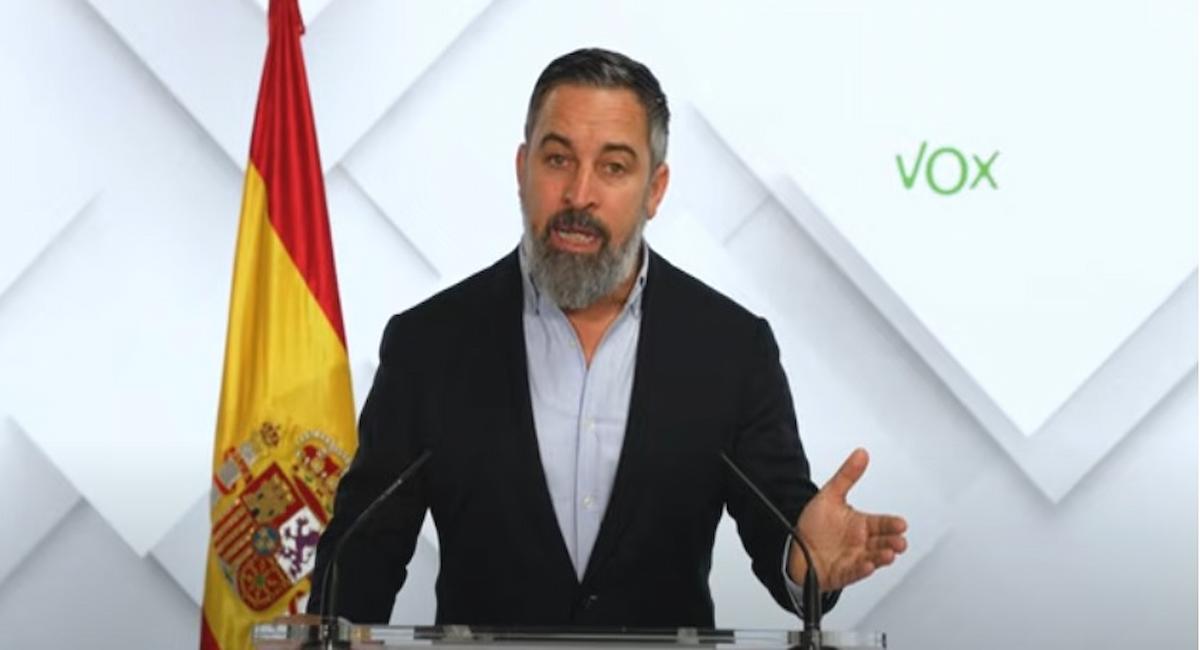 Abascal habla sobre el apagón masivo en un videocomunicado enviado a los medios. | Foto: Vox