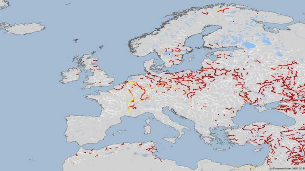 Flujos de ríos en la región europea más amplia a principios de abril de 2025: el rojo oscuro muestra un riesgo de sequía muy alto. | Foto: UE Flujos de ríos en la región europea más amplia a principios de abril de 2025: el rojo oscuro muestra un riesgo de sequía muy alto. | Foto: UE