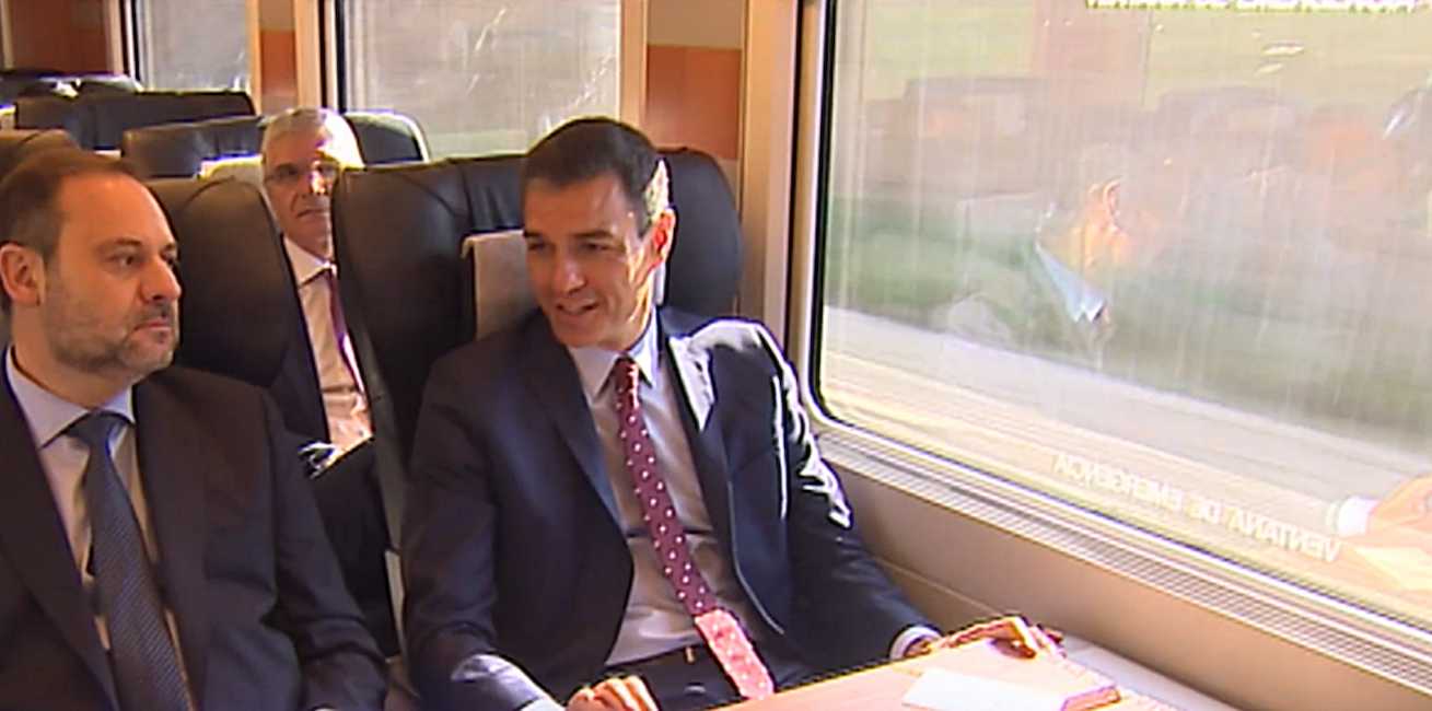Sánchez y Ábalos en una imagen de archivo.