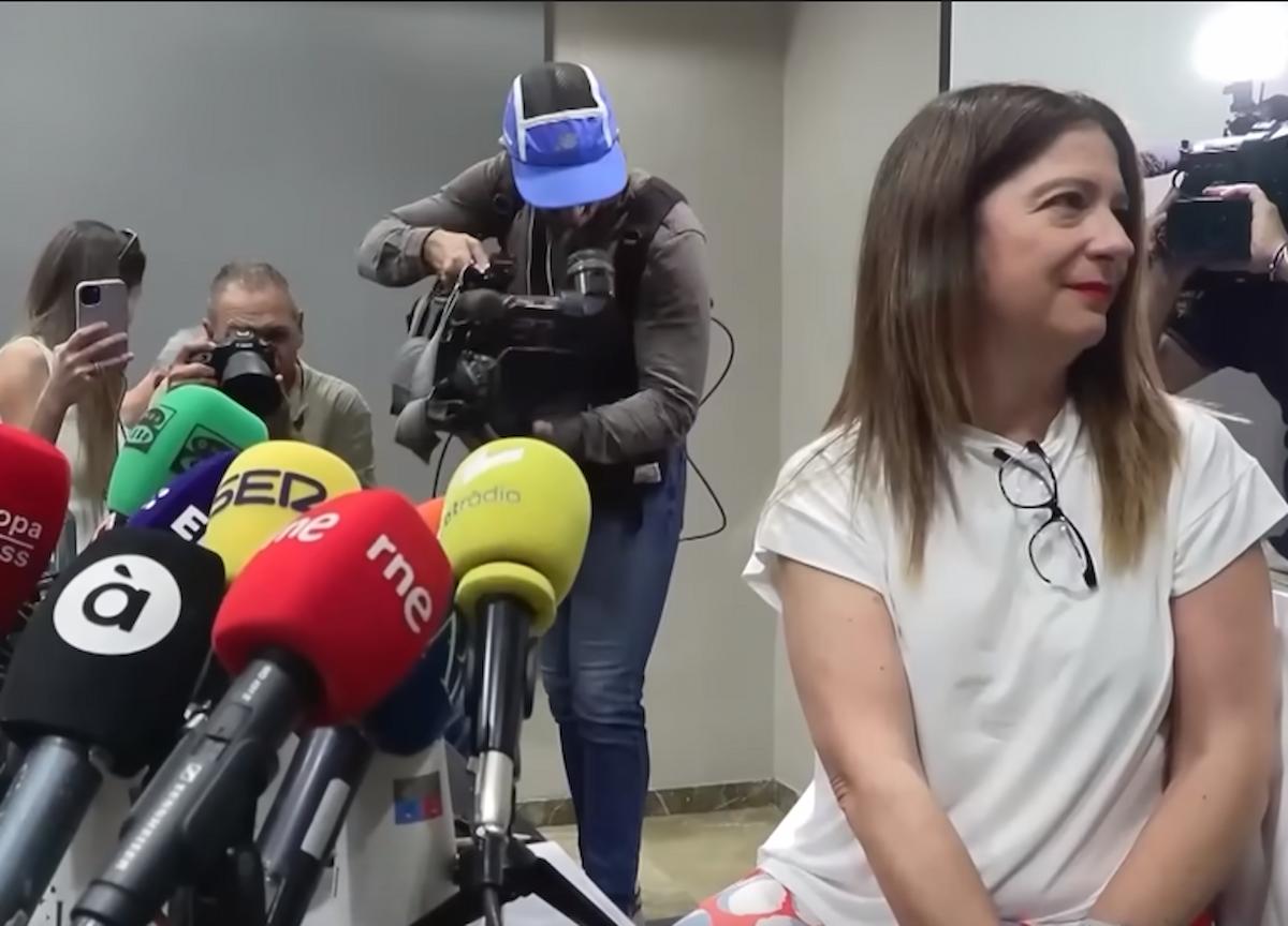 Leire Díez durante su comparecencia ante la prensa en un hotel de Madrid.