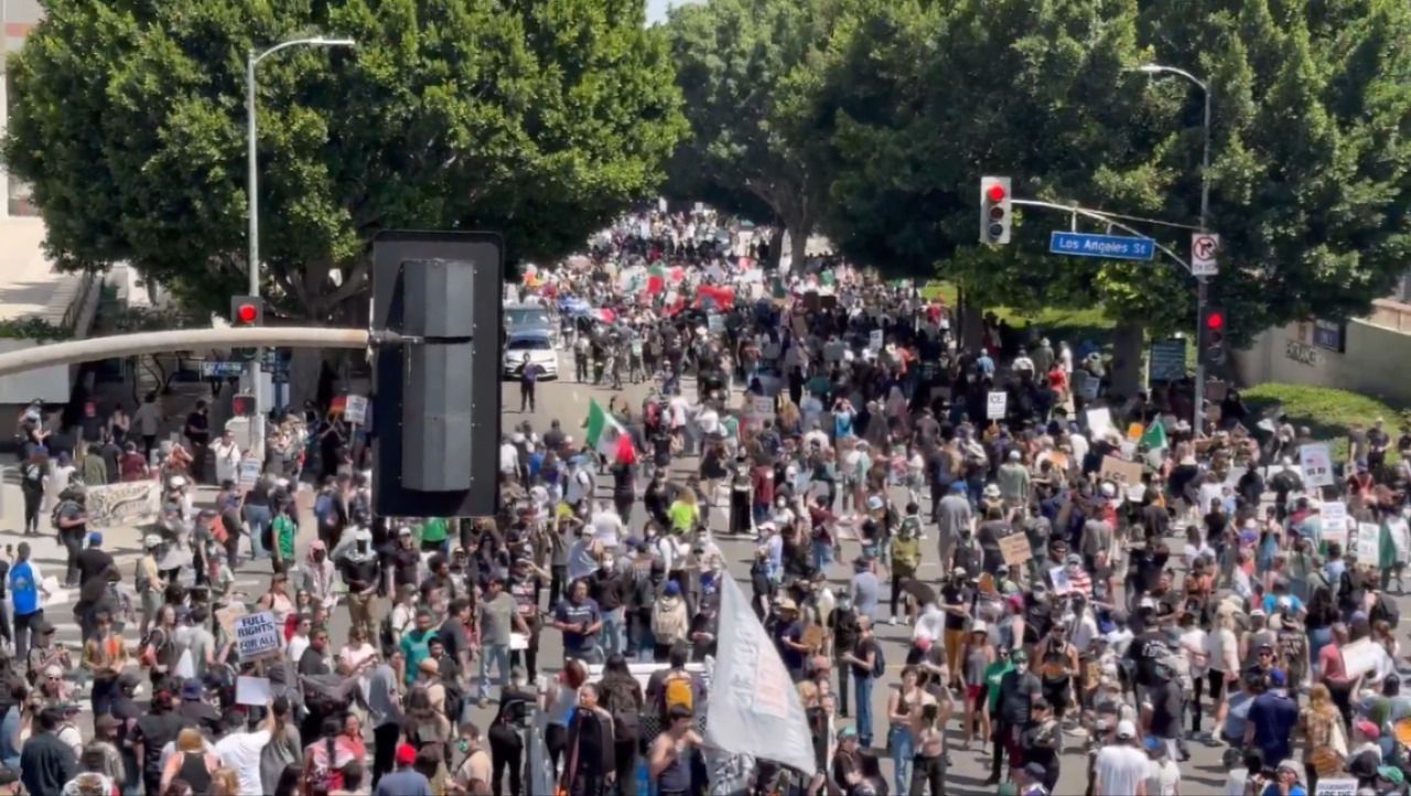 Donald Trump ordena reforzar Los Ángeles con más de 4.000 efectivos en plena ola de protestas