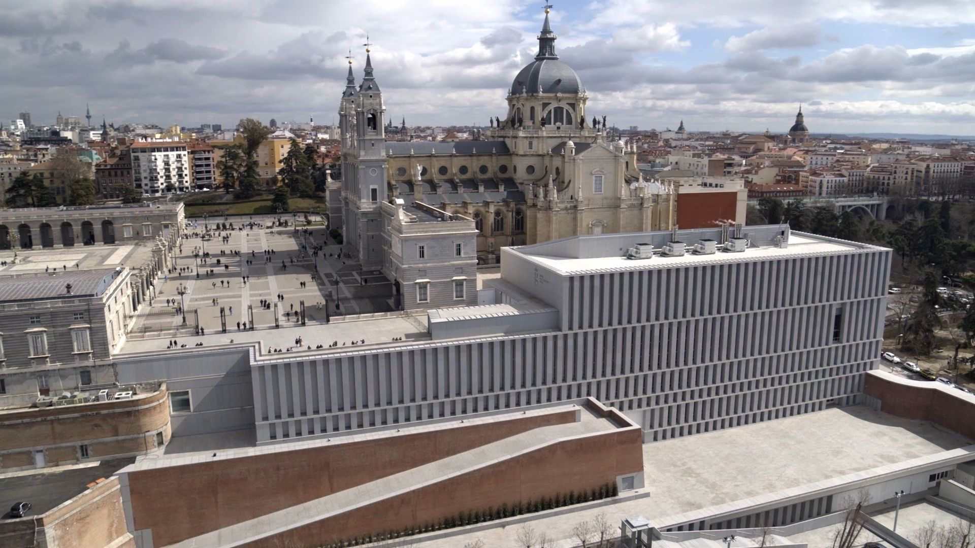 Galería de las Colecciones Reales y el Palacio Real, Patrimonio Nacional