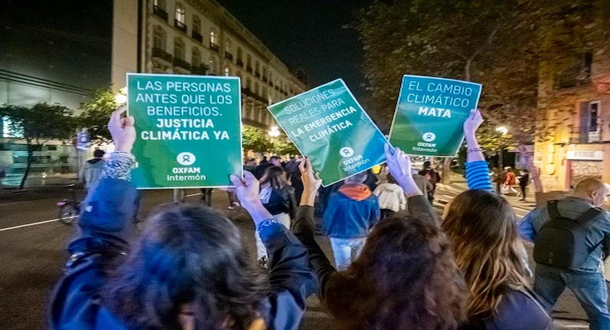 Manifestación contra el cambio climático en Valencia. | Foto: Xavi Selvi / Oxfam Intermón