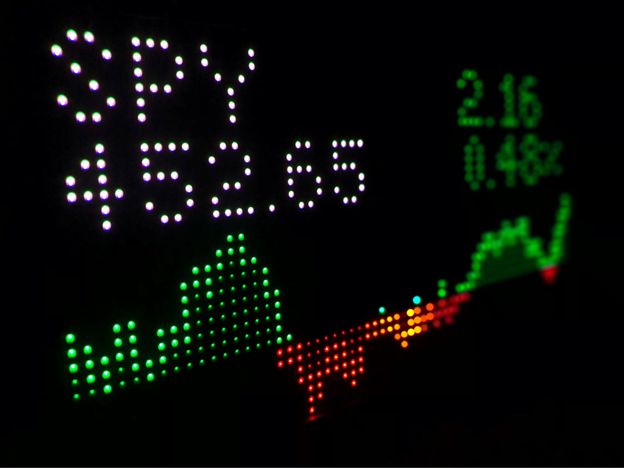 Por qué suben y bajan los precios de las acciones