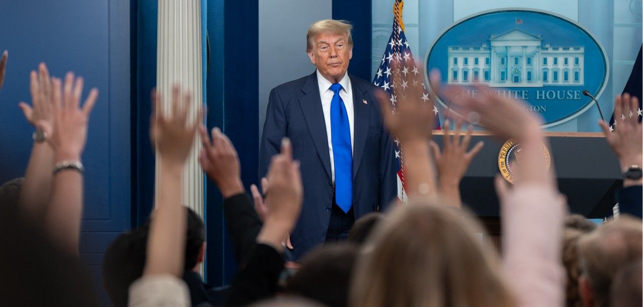 Trump Corrupción Mediática