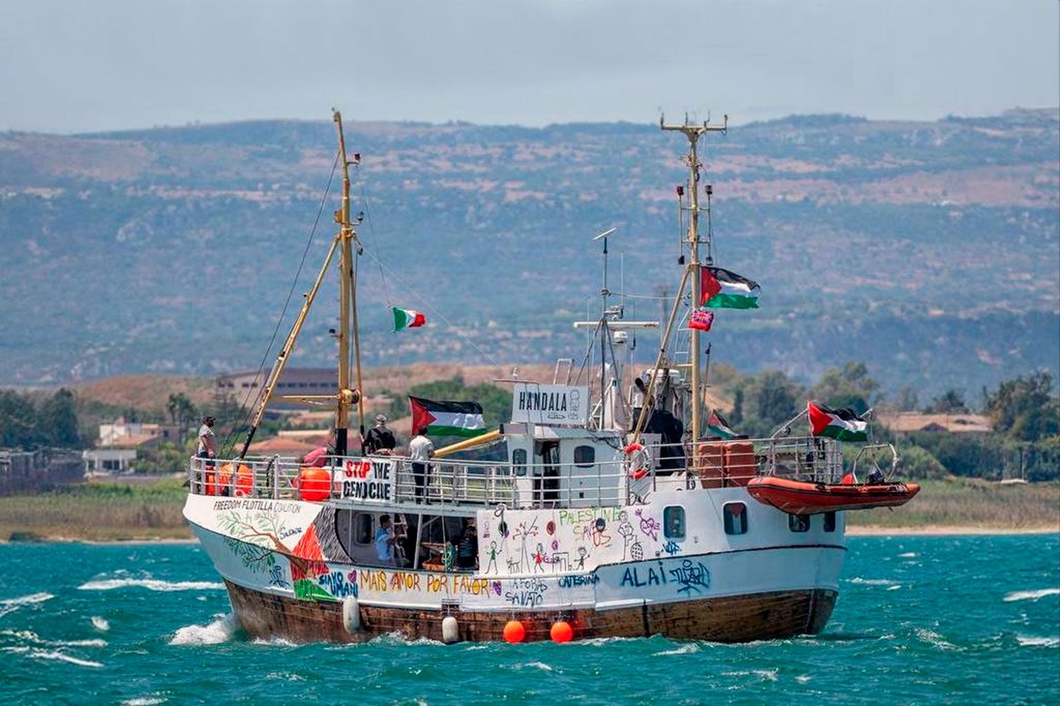 Zarpa el Handala rumbo a Gaza: una travesía contra el silencio, el bloqueo y el genocido de israel