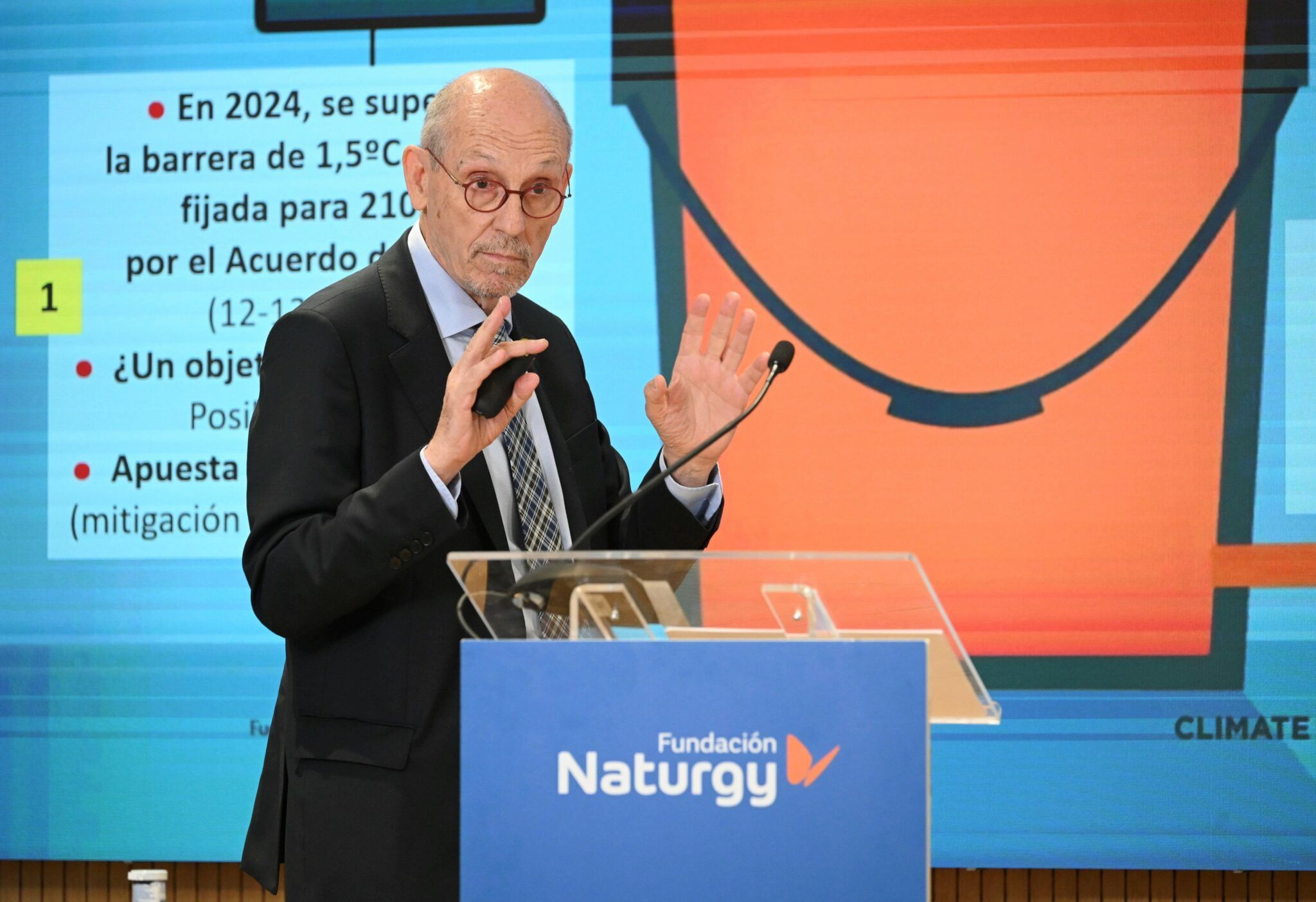 España Mariano Marzo durante la presentacion del informe 2048x1403