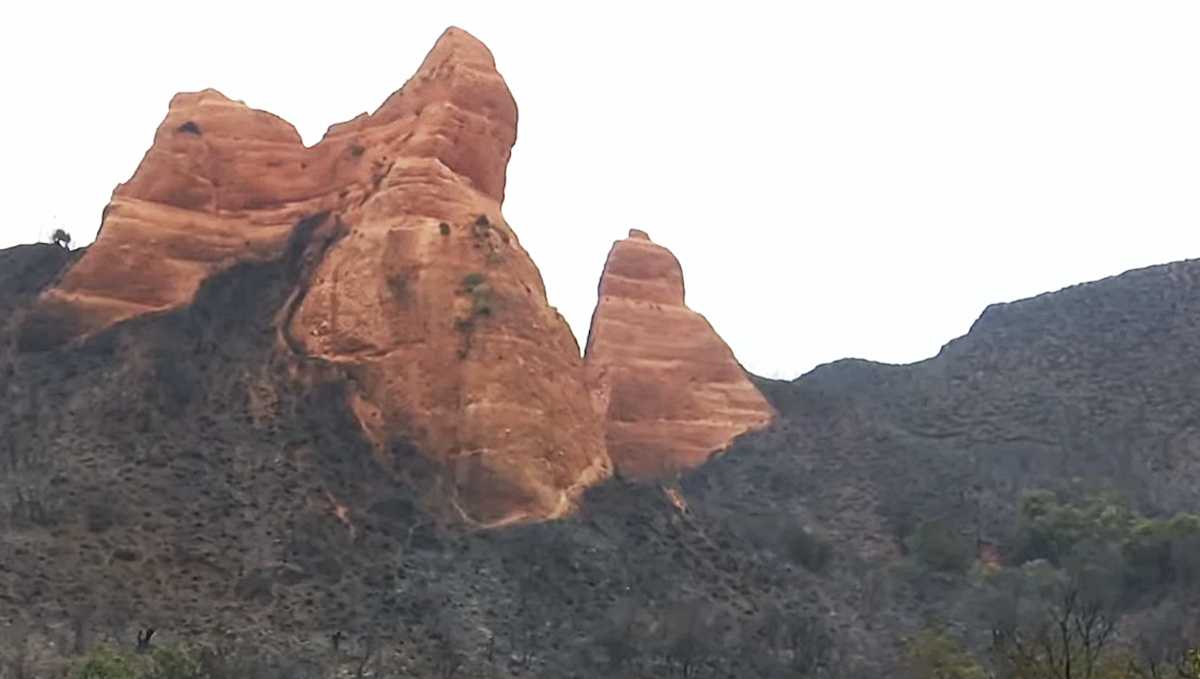 El paraje de Las Médulas, declarado patrimonio de la humanidad, ha quedado arrasado por los incendios forestales