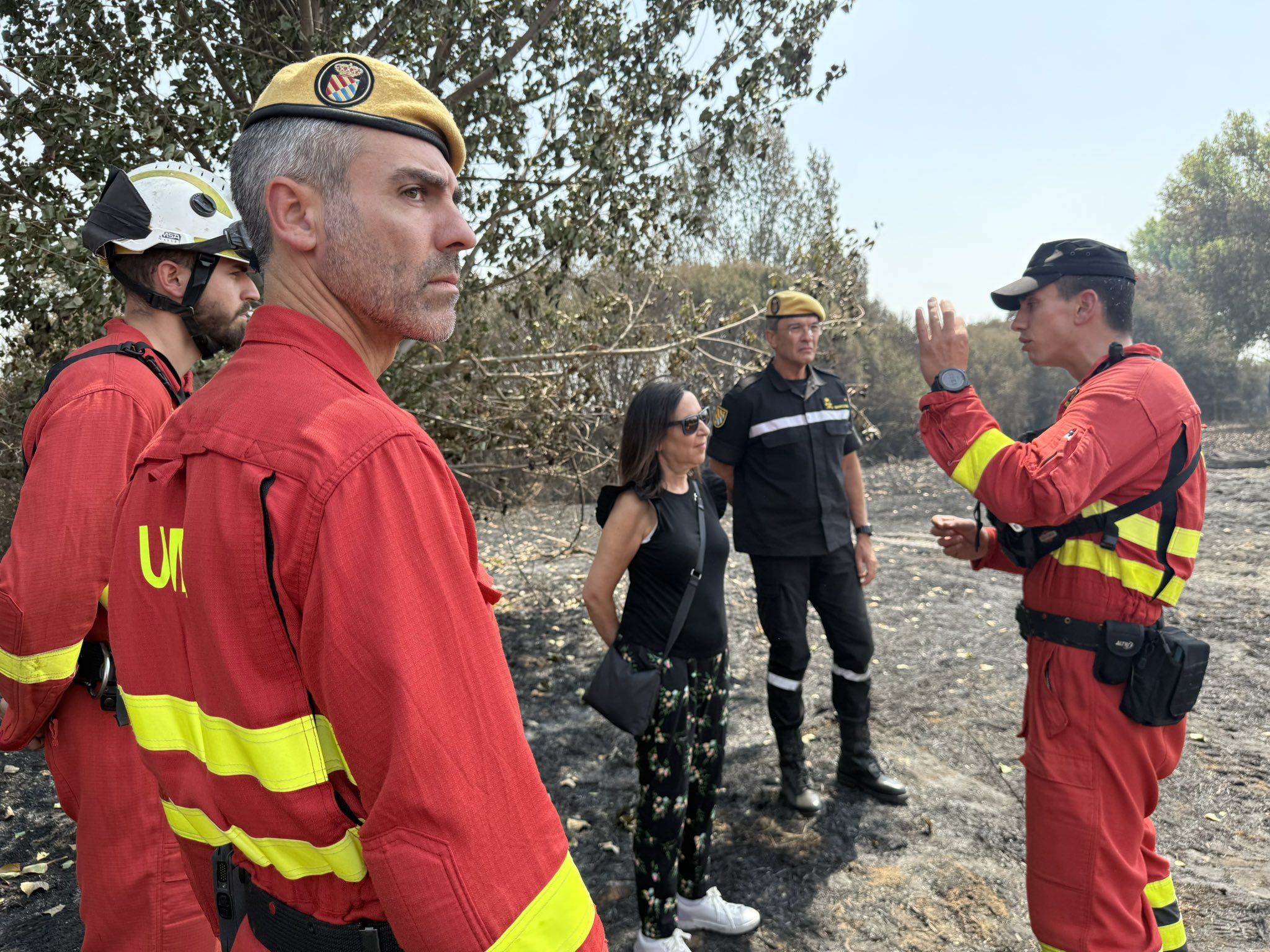 La ministra de Defensa, Margarita Robles, ha visitado el sábado, 16 de agosto, la localidad Ayoó de Vidriales (Zamora). Ministerio de Defensa