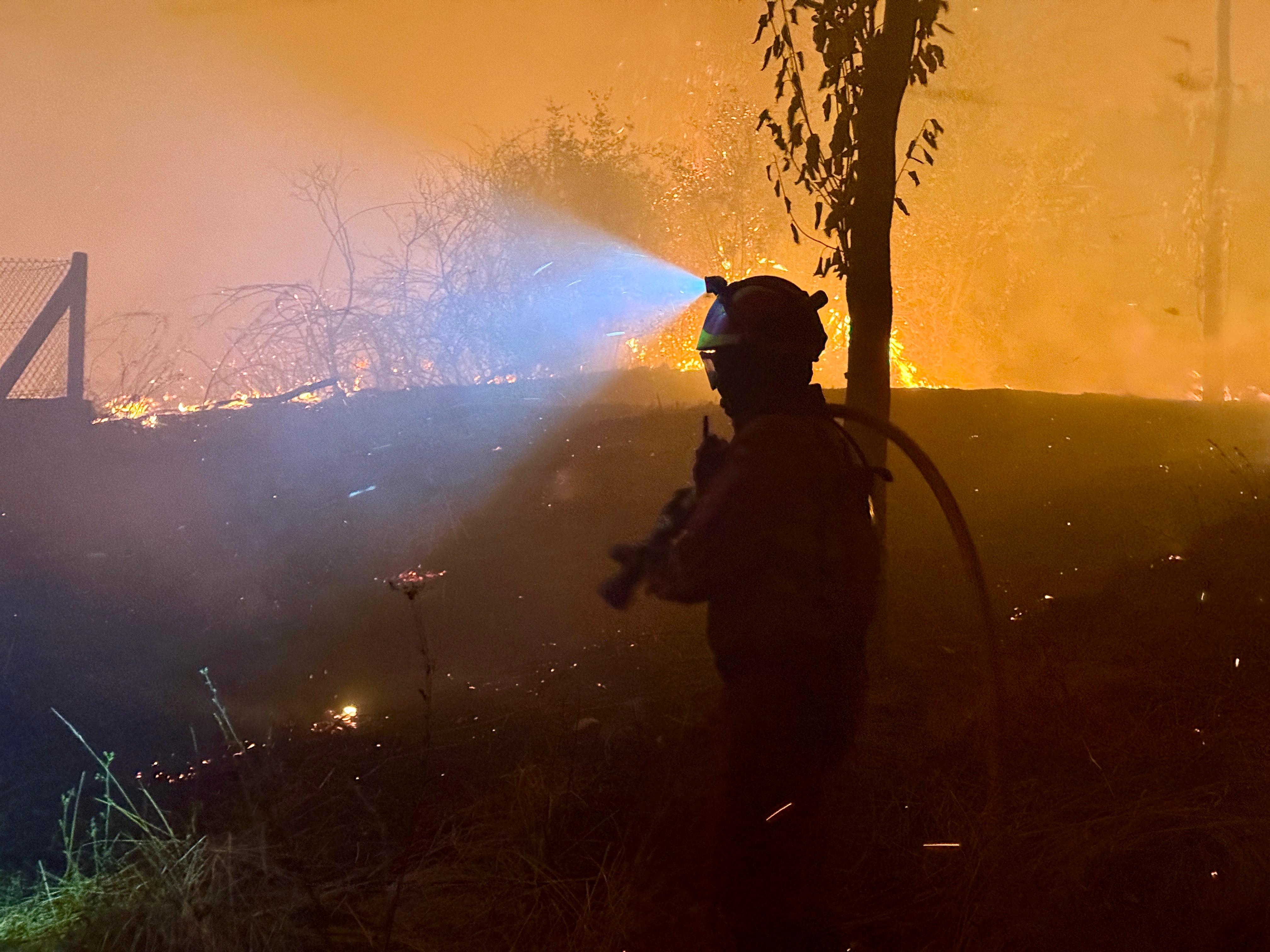 27 arrestados y 92 bajo investigación desde junio por provocar incendios forestales