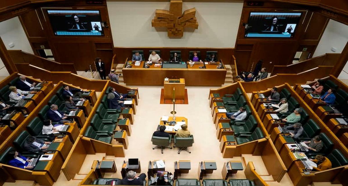 La propuesta legislativa acorta aún más los plazos de las evaluaciones ambientales urbanas, y propone que, "si no hay respuesta en el plazo, se entienda que el proyecto cuenta con informe favorable (silencio administrativo positivo)". | Foto: Ecologistas en Acción