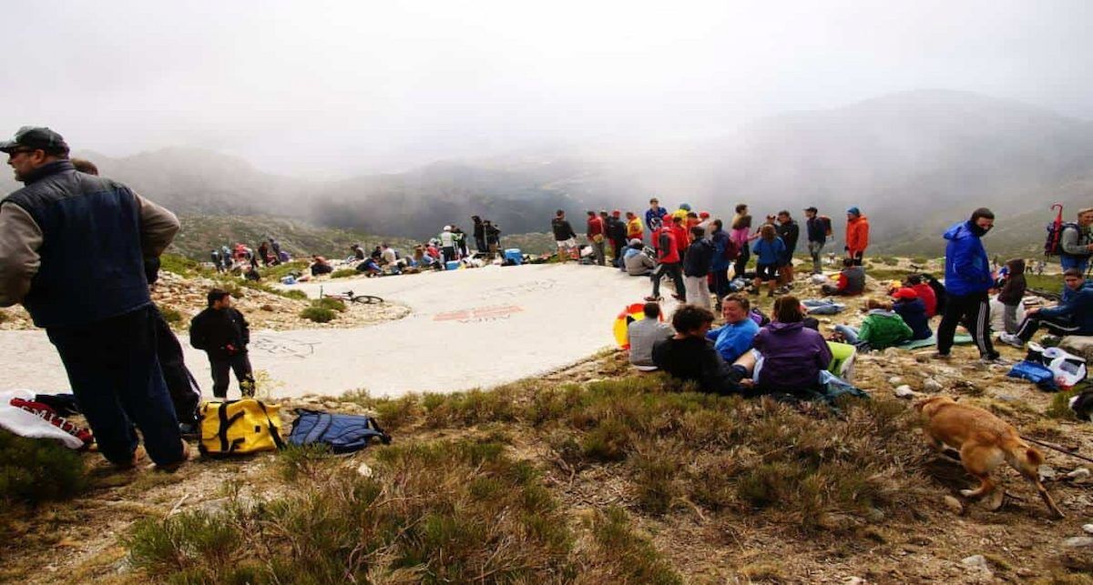 Ecologistas en Acción ha convocado una concentración ciudadana en la zona de las taquillas del Puerto de Navacerrada (entre la M-601 y la pista de subida a La Bola) el próximo 13 de septiembre.
