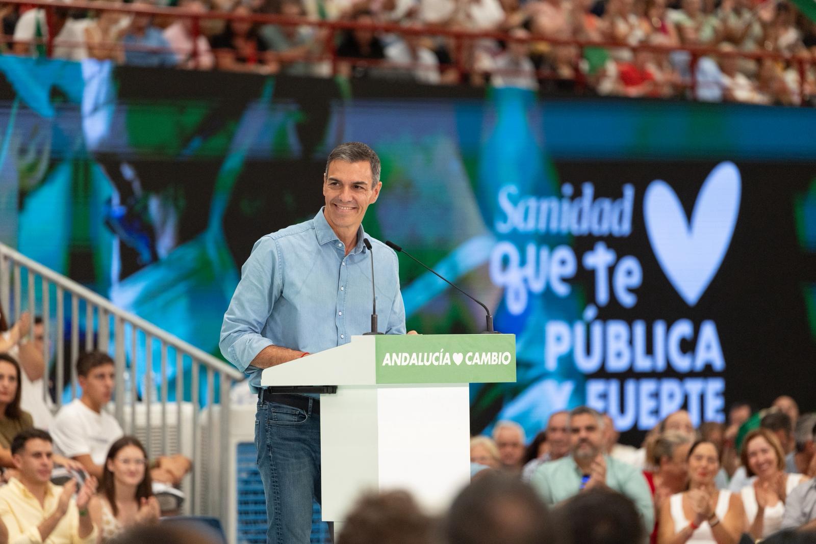 Sánchez planta cara a la burbuja de los pisos turísticos ilegales