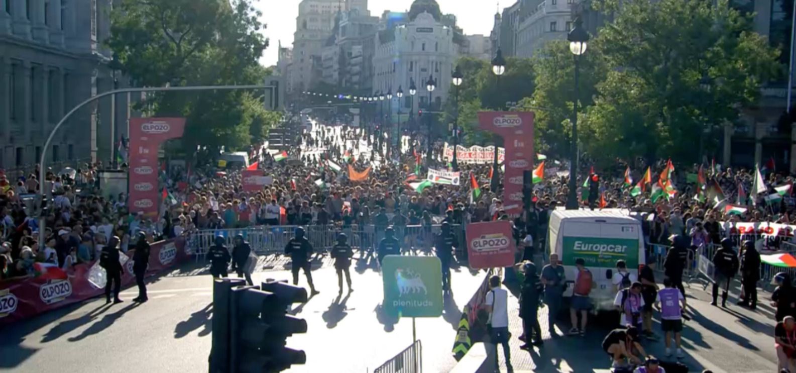 Protestas en Madrid transforman el final de la Vuelta en un acto de denuncia contra Netanyahu