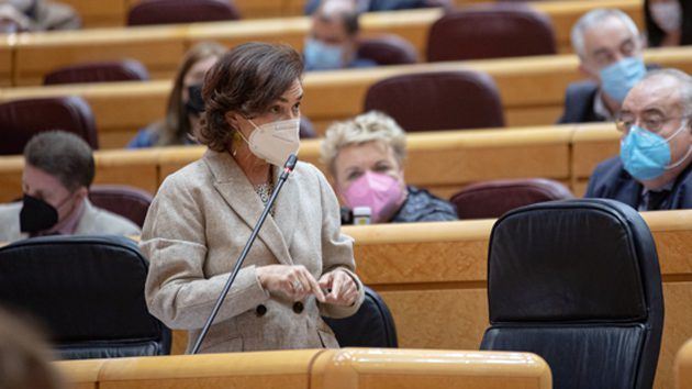 Carmen-Calvo-durante-la-sesión-de-control-en-el-Senado-630x354